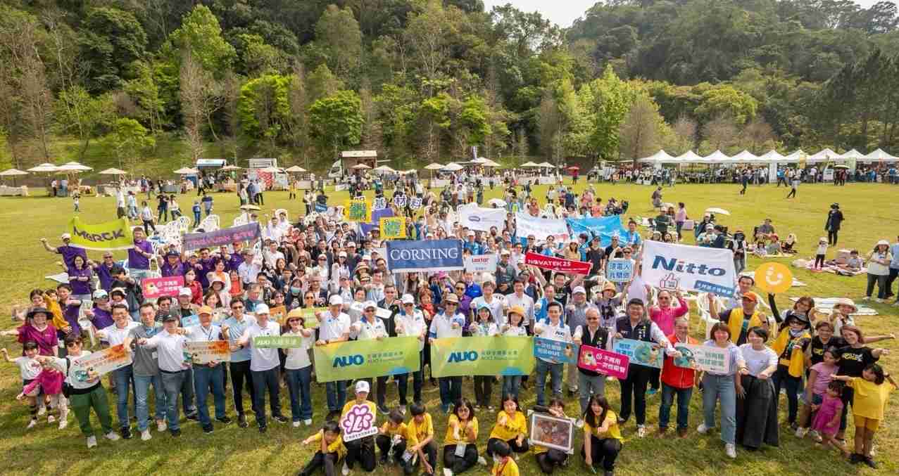 人生就是博致力永续平衡发展，，，第14年入选DJSI世界指数成分股（DJSI World），，，，在全球顶尖电子设备仪器组件产业展现卓越的永续竞争力，，，获国际指数肯定